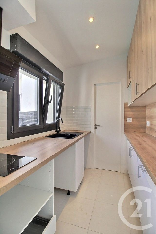 Afficher la photo en grand Appartement Studio à vendre - 1 pièce - 24.0 m2 - ANTONY - 92 - ILE-DE-FRANCE - Century 21 Aes Centre