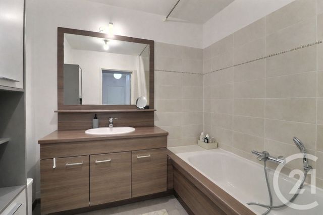 Appartement F3 à vendre - 3 pièces - 68.57 m2 - ANTONY - 92 - ILE-DE-FRANCE - Century 21 Aes Centre